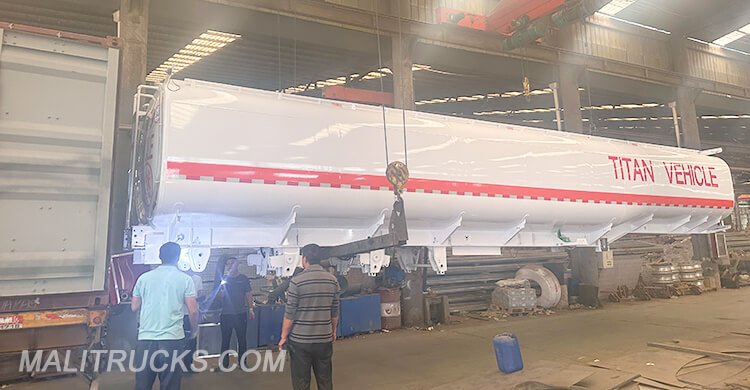 3 Axle 45000 Liters Fuel Tanker Trailer for Sale in Mali