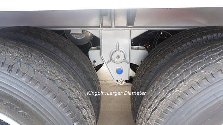 3 Axle Stainless Steel Diesel Tanker for Sale in Mali