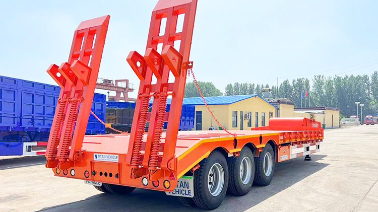 3 Axle 60ton Low Loader Trailer Truck for Sale in Mali