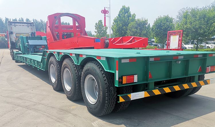 3 Axle Detachable Goosenenck Lowboy Trailer for Sale in Mali