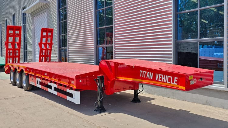3 Axle Low Bed Semi Trailer Truck for Sale in Mali